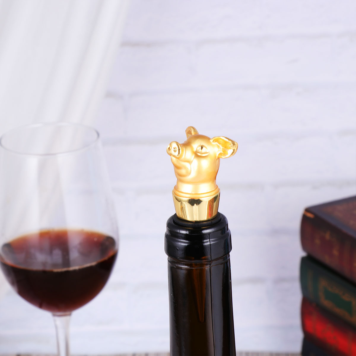 1Pcs Creative Pig Wine Stopper - Wine Beer Restaurant review and price